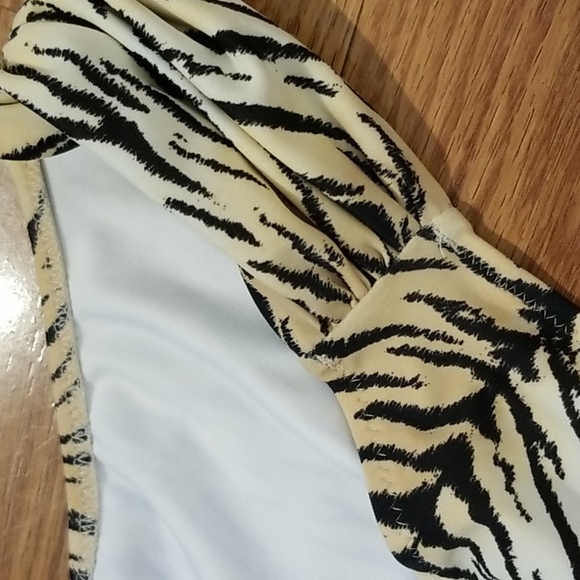 Pink victoria Secret bikini bottom s - Picture 9 of 11